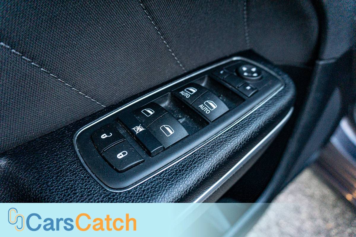 CARSCATCH - Used vehicle - Sedan DODGE CHARGER 2016