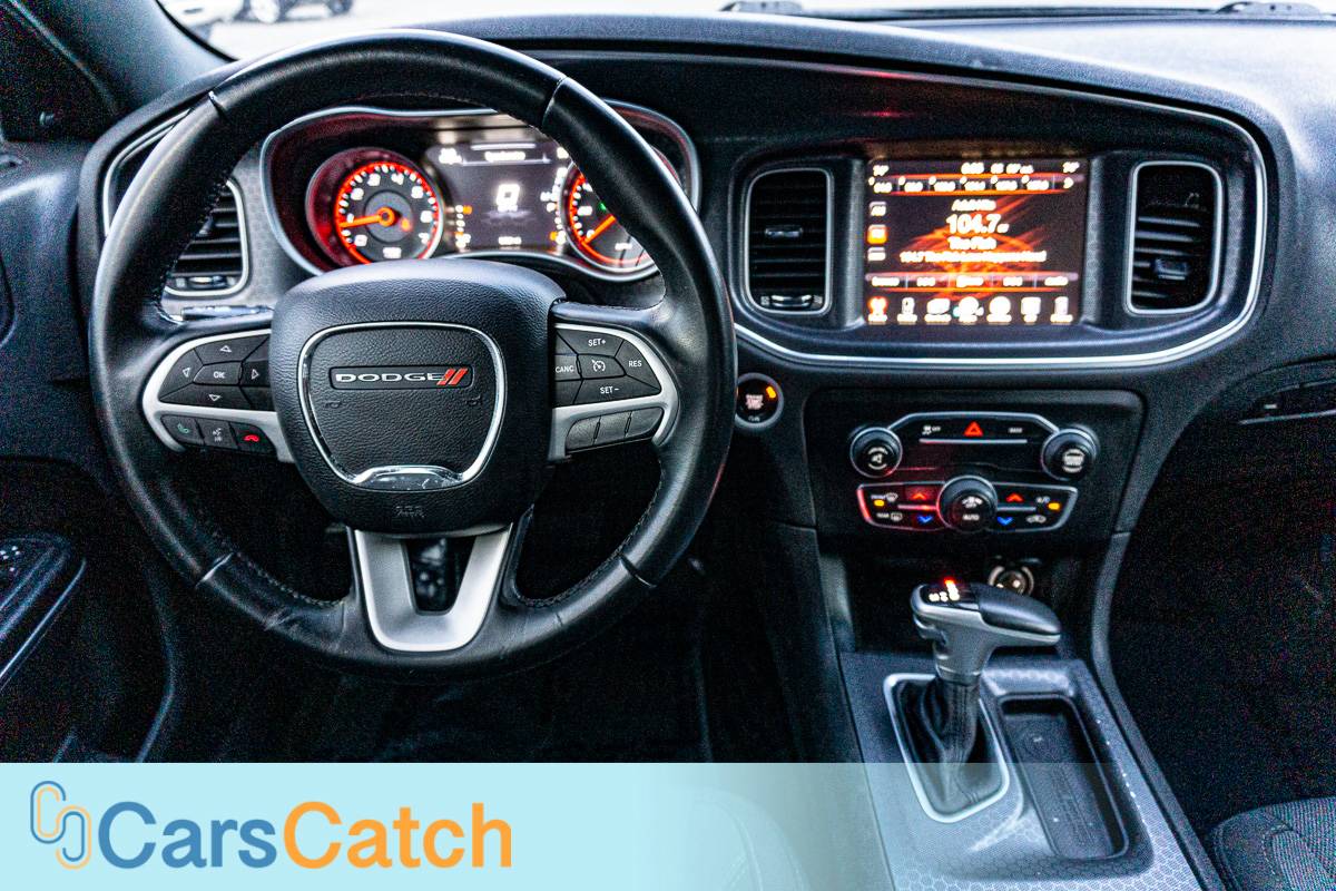 CARSCATCH - Used vehicle - Sedan DODGE CHARGER 2016