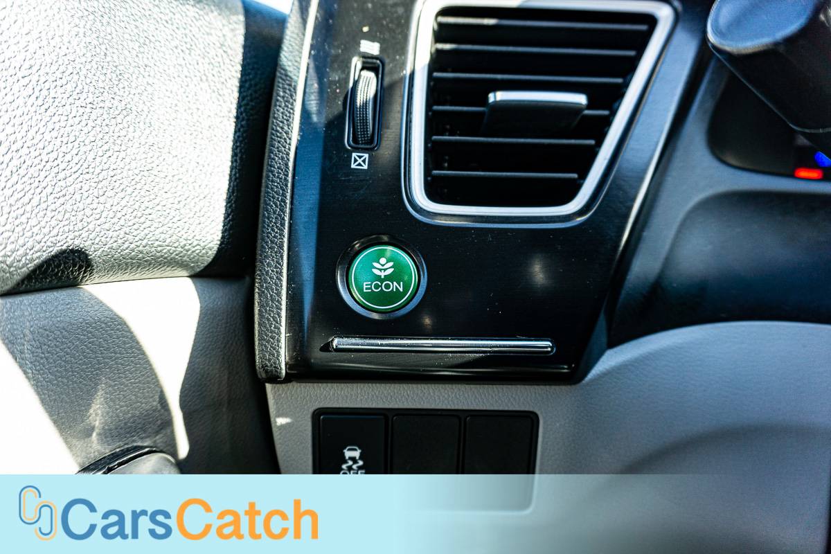 CARSCATCH - Used vehicle - Coupe HONDA CIVIC CPE 2013