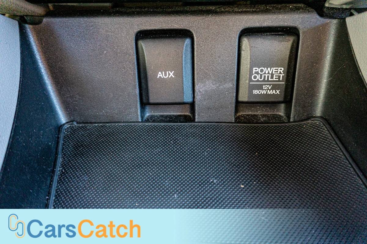 CARSCATCH - Used vehicle - Coupe HONDA CIVIC CPE 2013