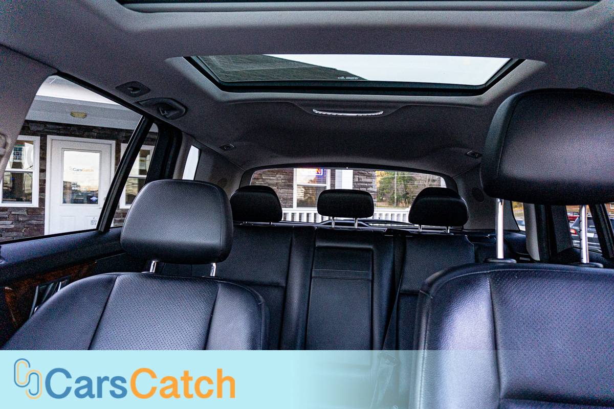 CARSCATCH - Used vehicle - SUV MERCEDES-BENZ GLK-CLASS 2012