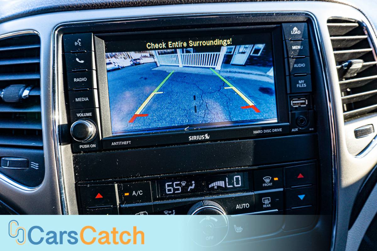 CARSCATCH - Used vehicle - SUV JEEP GRAND CHEROKEE 2012