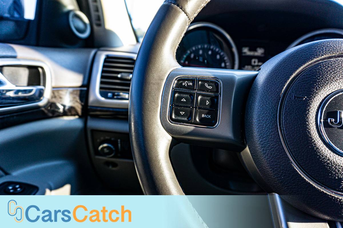 CARSCATCH - Used vehicle - SUV JEEP GRAND CHEROKEE 2012