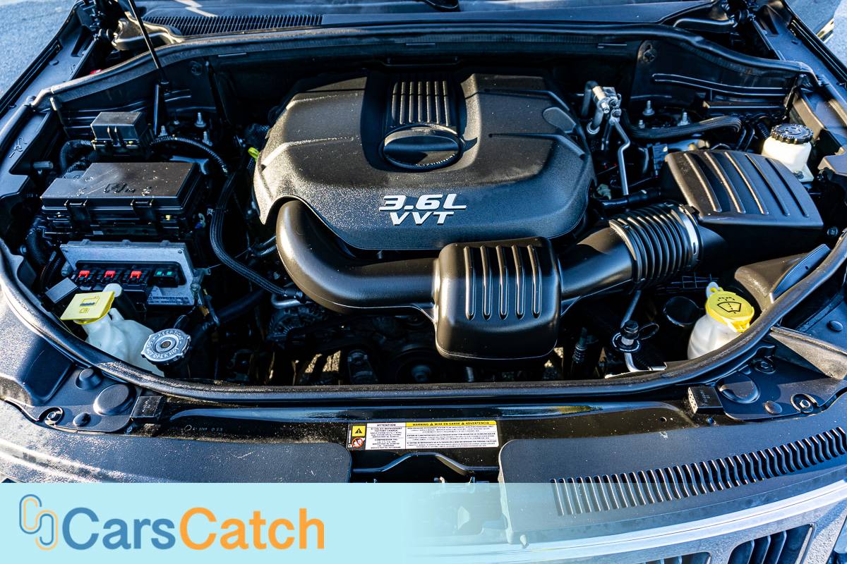 CARSCATCH - Used vehicle - SUV JEEP GRAND CHEROKEE 2012