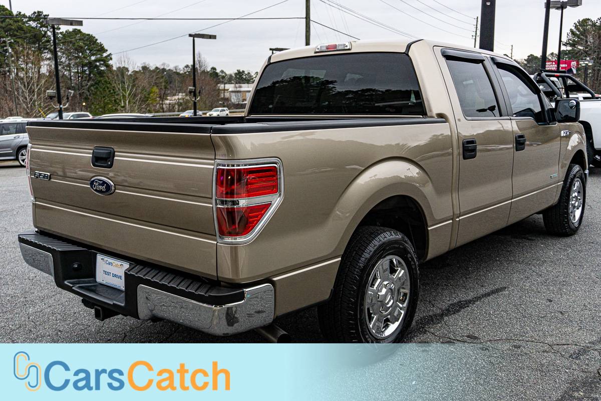 CARSCATCH - Used vehicle - Truck FORD F-150 2011