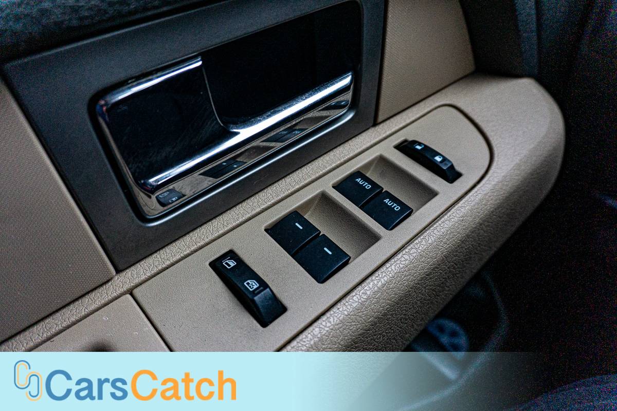 CARSCATCH - Used vehicle - Truck FORD F-150 2011