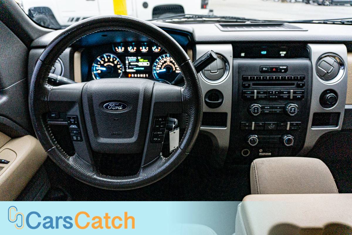 CARSCATCH - Used vehicle - Truck FORD F-150 2011