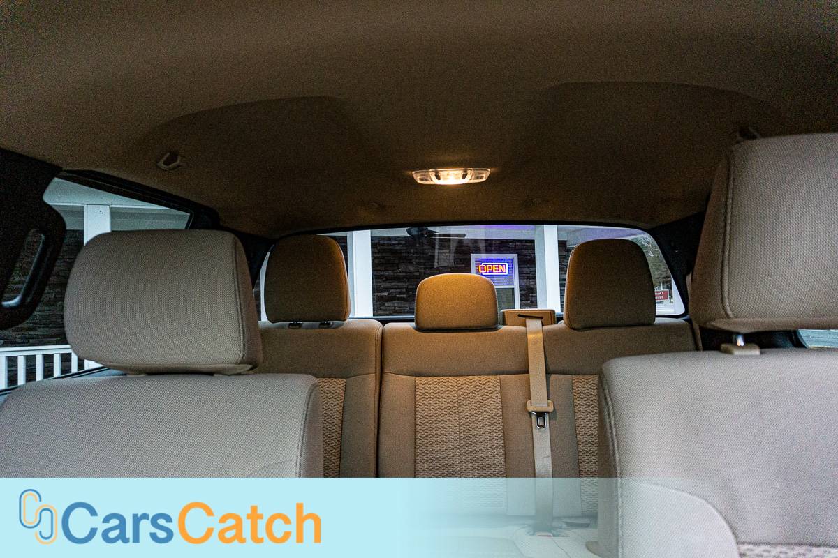 CARSCATCH - Used vehicle - Truck FORD F-150 2011