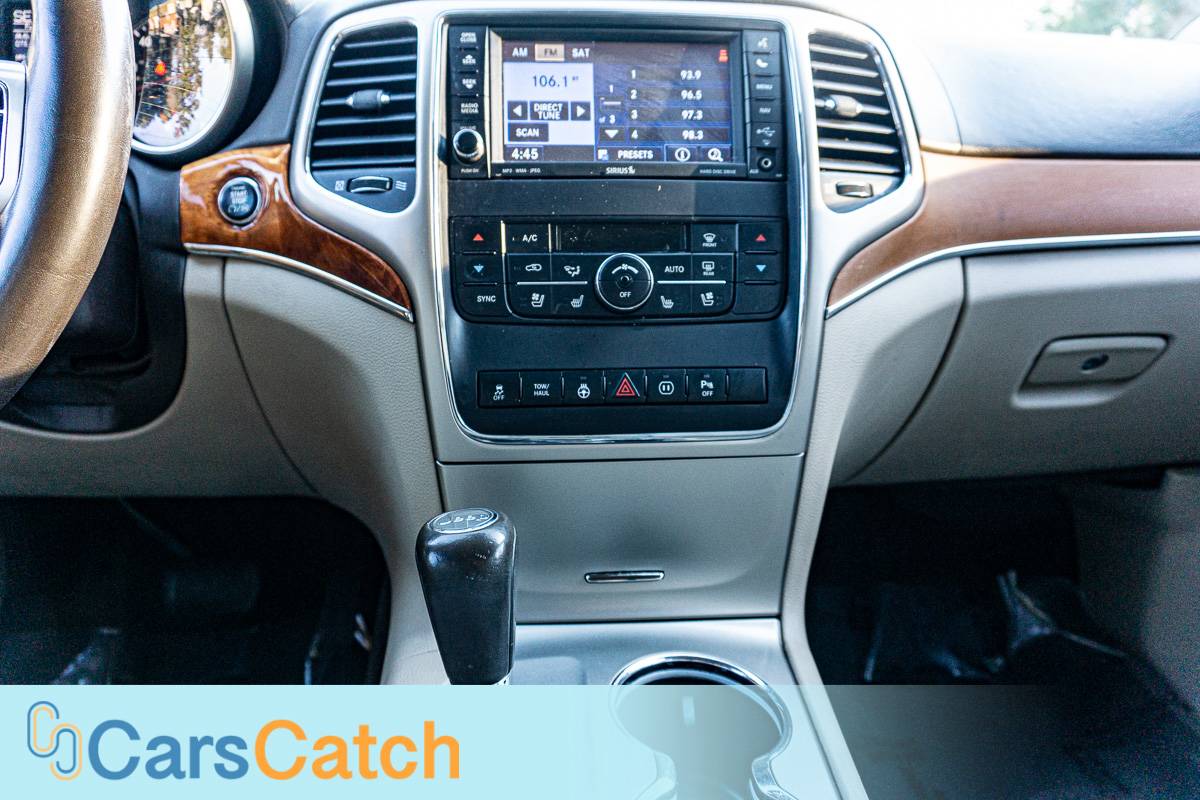 CARSCATCH - Used vehicle - SUV JEEP GRAND CHEROKEE 2012