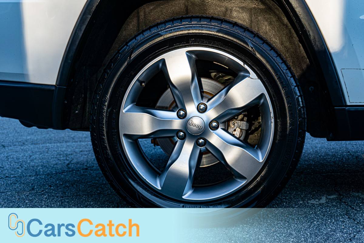 CARSCATCH - Used vehicle - SUV JEEP GRAND CHEROKEE 2012