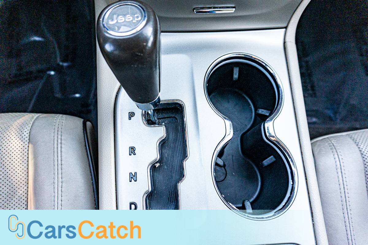 CARSCATCH - Used vehicle - SUV JEEP GRAND CHEROKEE 2012