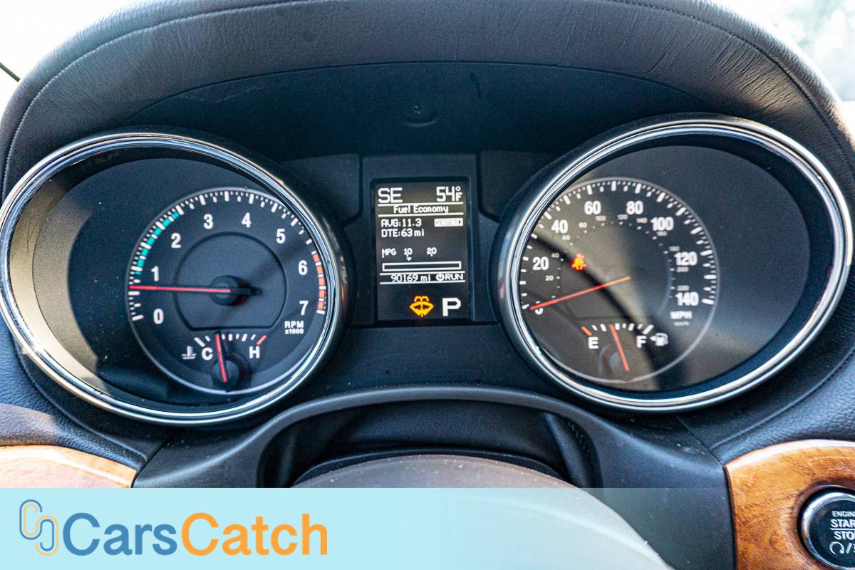 CARSCATCH - Used vehicle - SUV JEEP GRAND CHEROKEE 2012