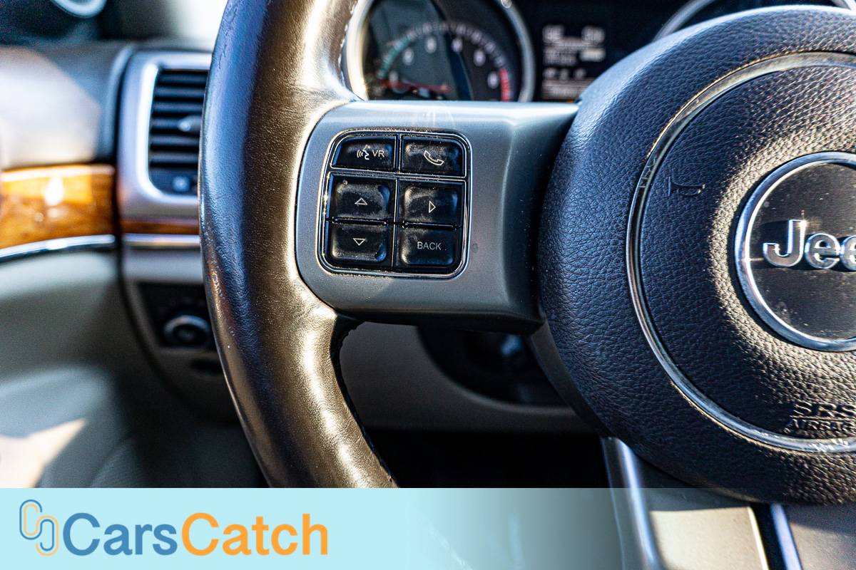 CARSCATCH - Used vehicle - SUV JEEP GRAND CHEROKEE 2012