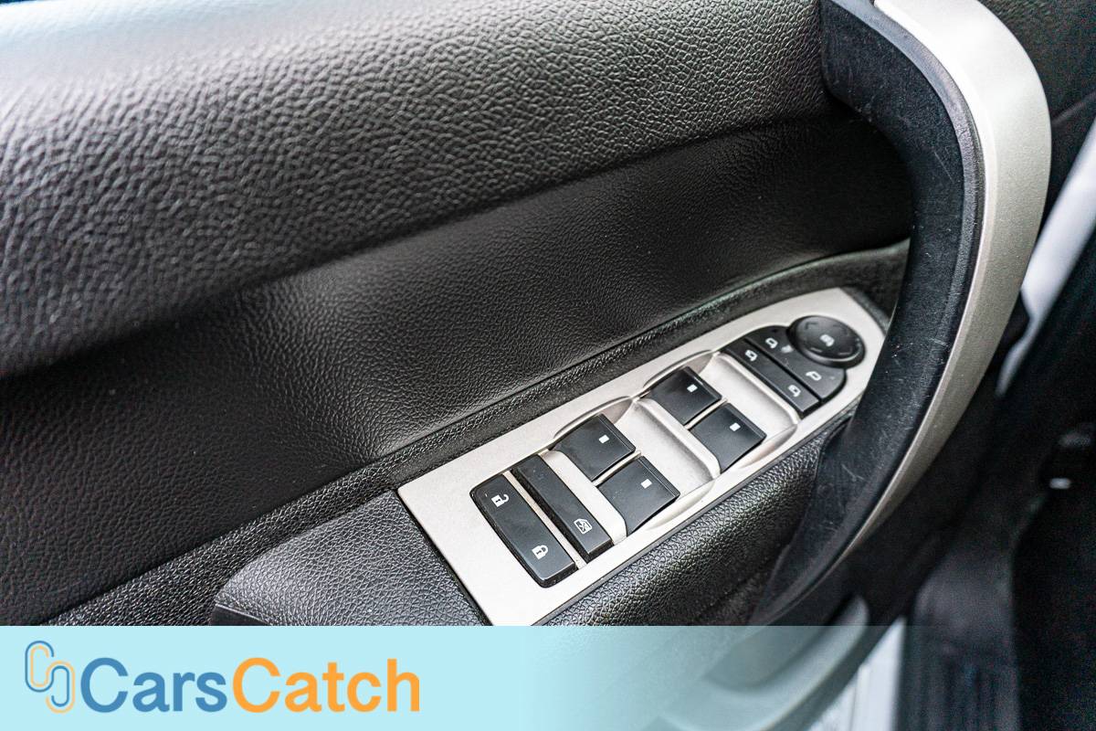 CARSCATCH - Used vehicle - Truck CHEVROLET SILVERADO 1500 2010