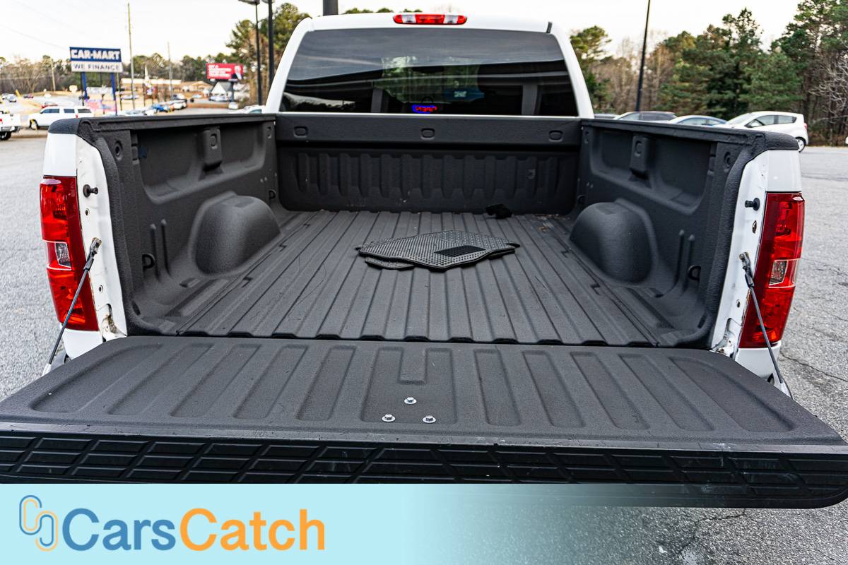CARSCATCH - Used vehicle - Truck CHEVROLET SILVERADO 1500 2010