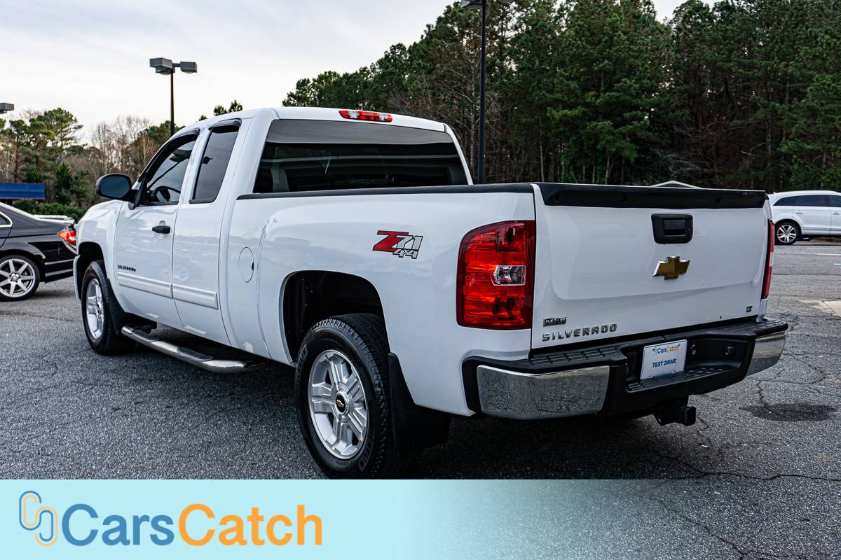CARSCATCH - Used vehicle - Truck CHEVROLET SILVERADO 1500 2010