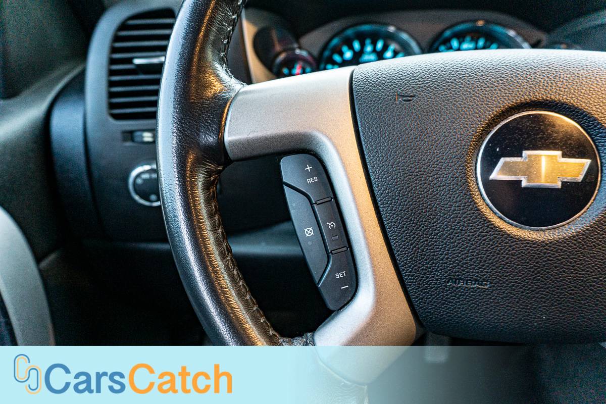 CARSCATCH - Used vehicle - Truck CHEVROLET SILVERADO 1500 2010