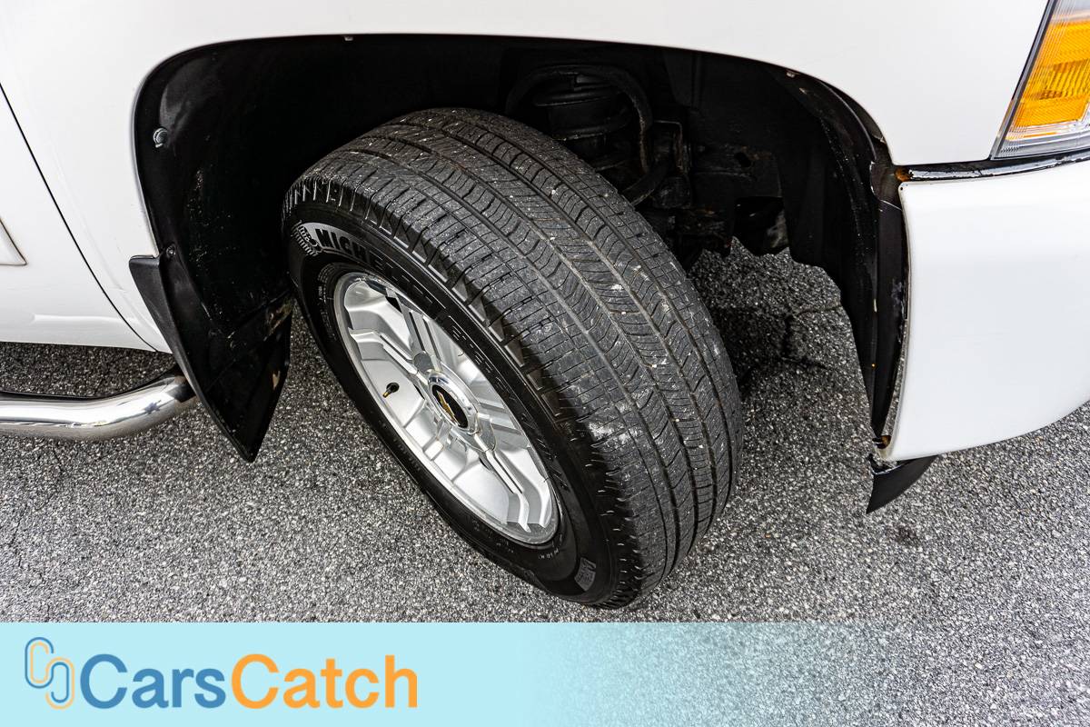 CARSCATCH - Used vehicle - Truck CHEVROLET SILVERADO 1500 2010