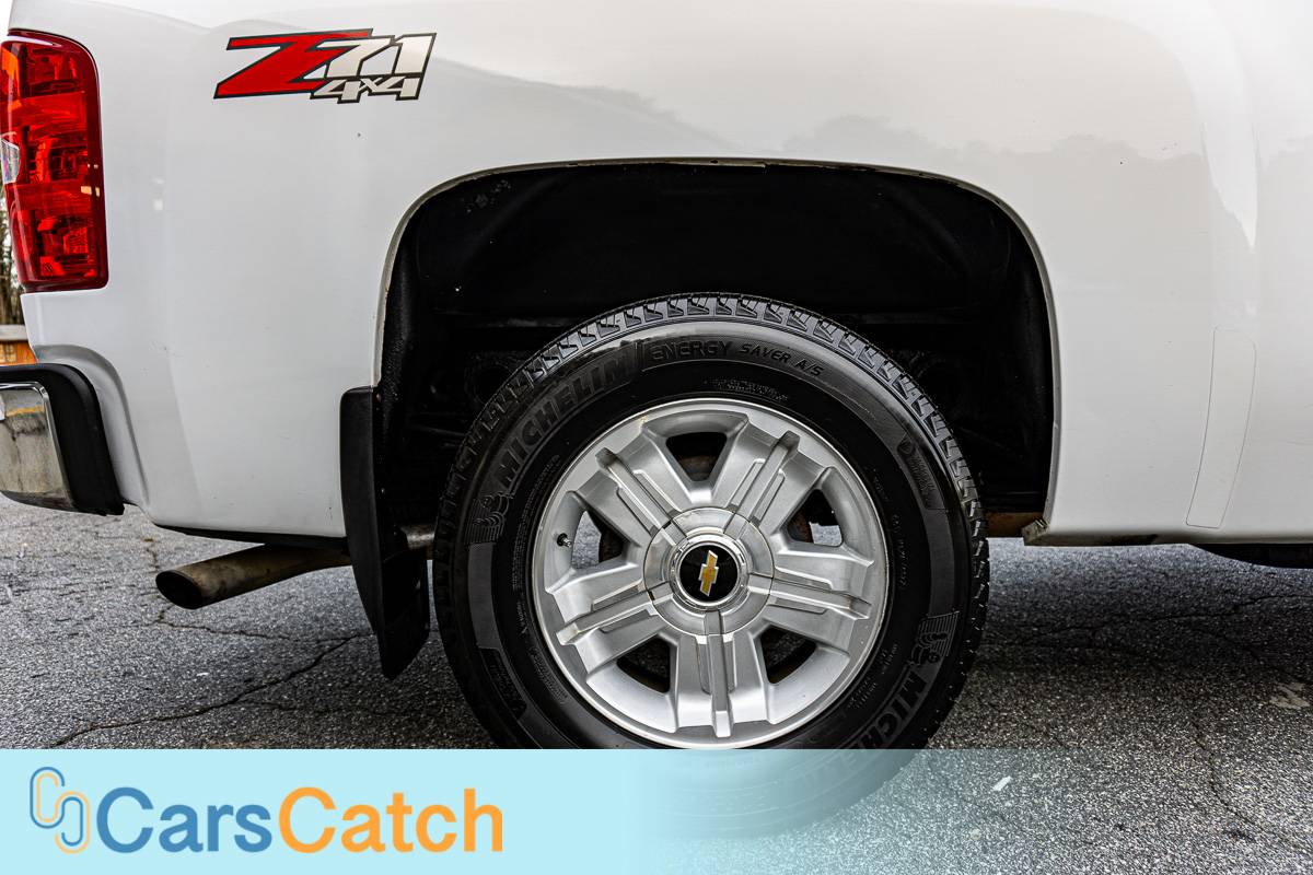 CARSCATCH - Used vehicle - Truck CHEVROLET SILVERADO 1500 2010