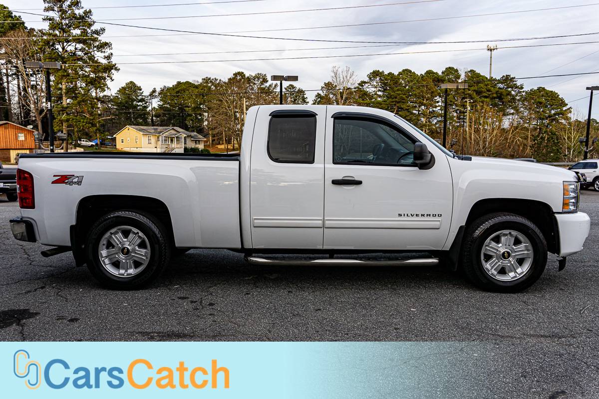 CARSCATCH - Used vehicle - Truck CHEVROLET SILVERADO 1500 2010