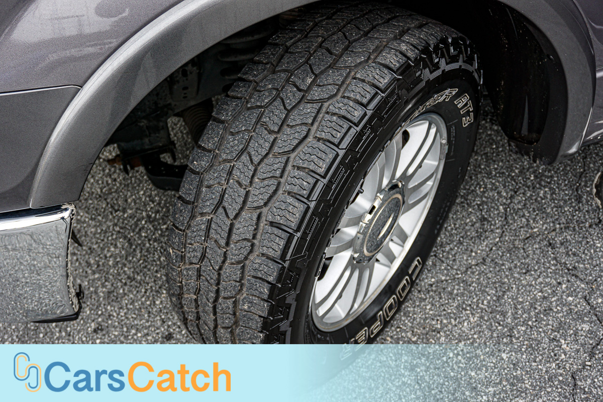 CARSCATCH - Used vehicle - Truck FORD F-150 2014