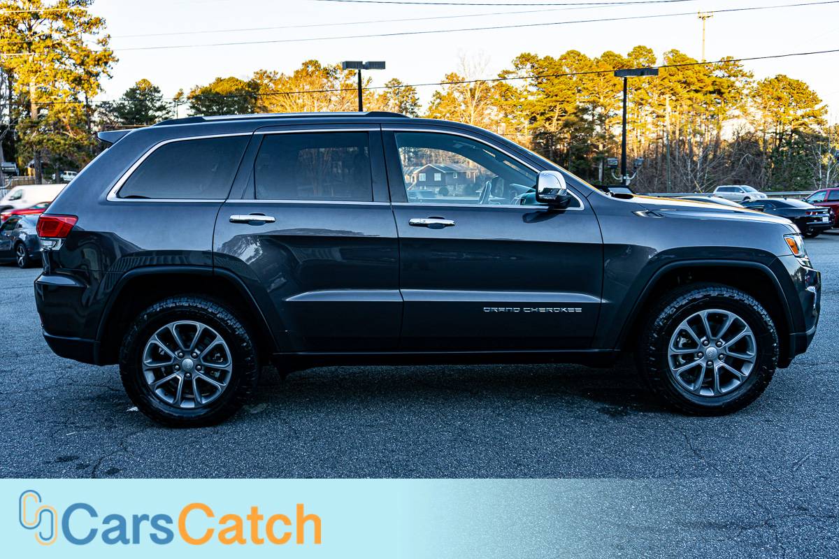 CARSCATCH - Used vehicle - SUV JEEP GRAND CHEROKEE 2014