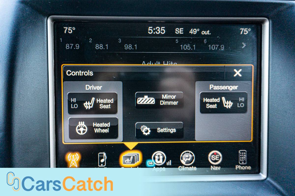 CARSCATCH - Used vehicle - SUV JEEP GRAND CHEROKEE 2014