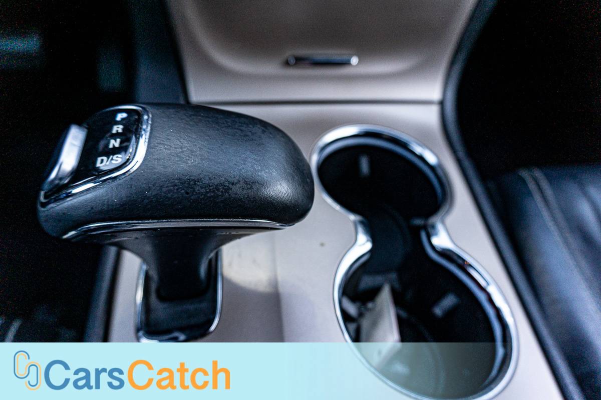 CARSCATCH - Used vehicle - SUV JEEP GRAND CHEROKEE 2014