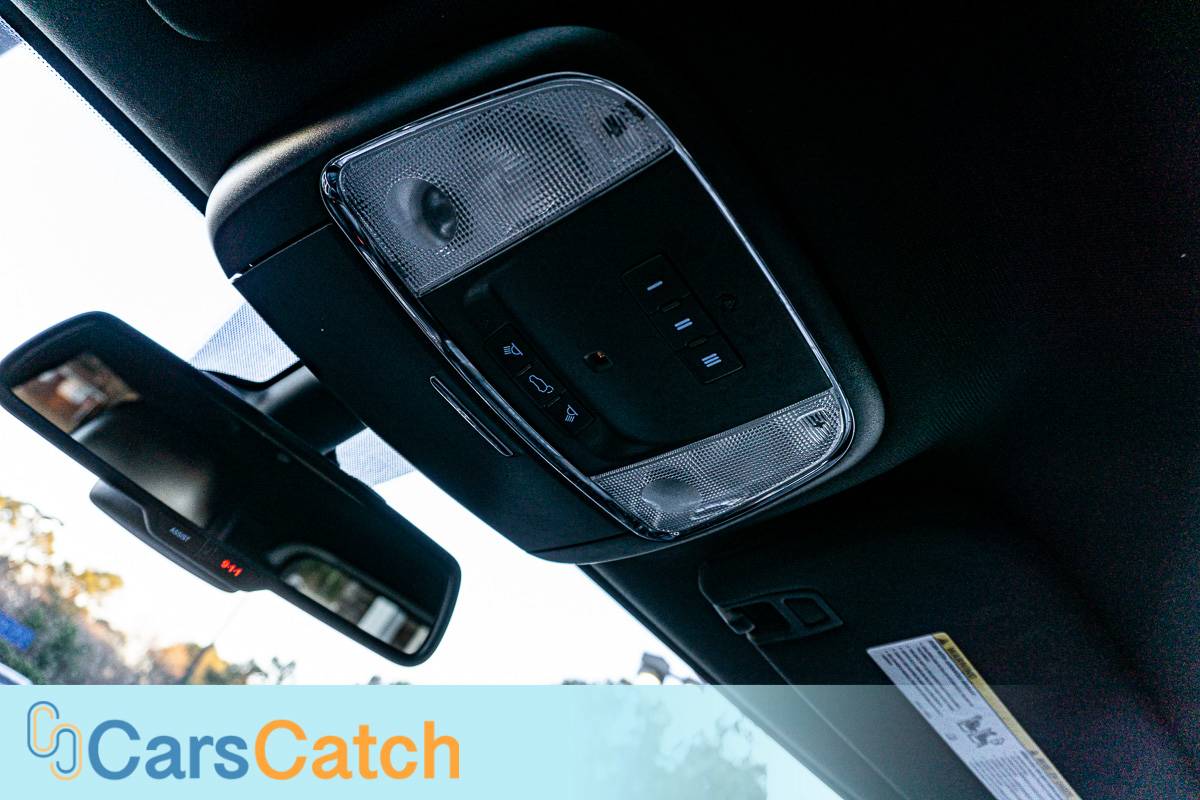 CARSCATCH - Used vehicle - SUV JEEP GRAND CHEROKEE 2014