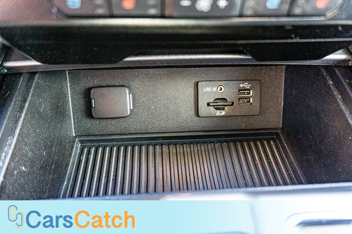 CARSCATCH - Used vehicle - Truck FORD F-150 2015