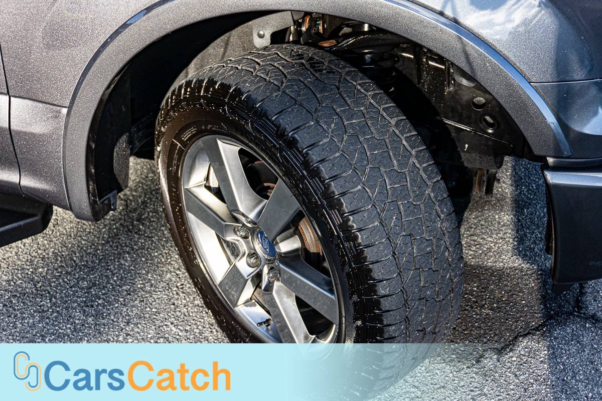 CARSCATCH - Used vehicle - Truck FORD F-150 2015