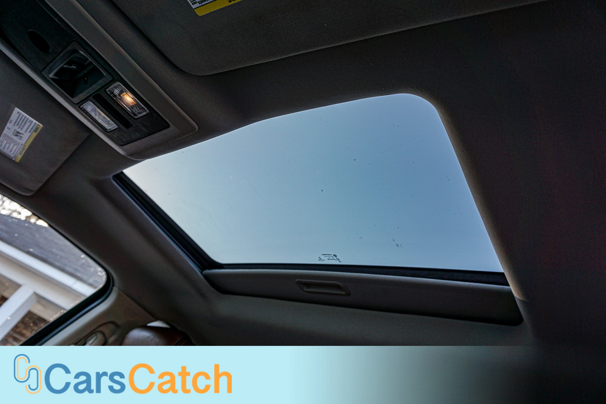 CARSCATCH - Used vehicle - Truck RAM 1500 2014