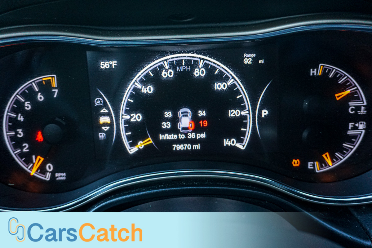 CARSCATCH - Used vehicle - SUV JEEP GRAND CHEROKEE 2016