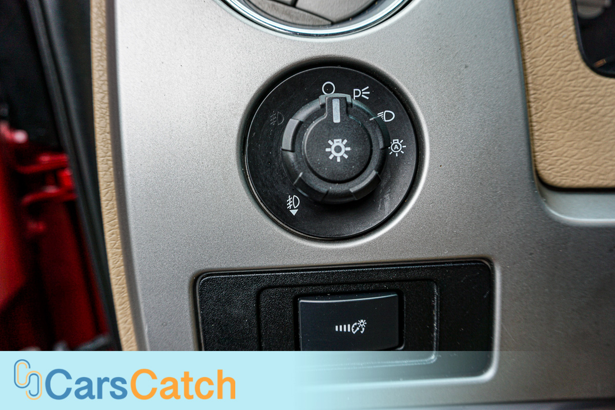 CARSCATCH - Used vehicle - Truck FORD F-150 2013