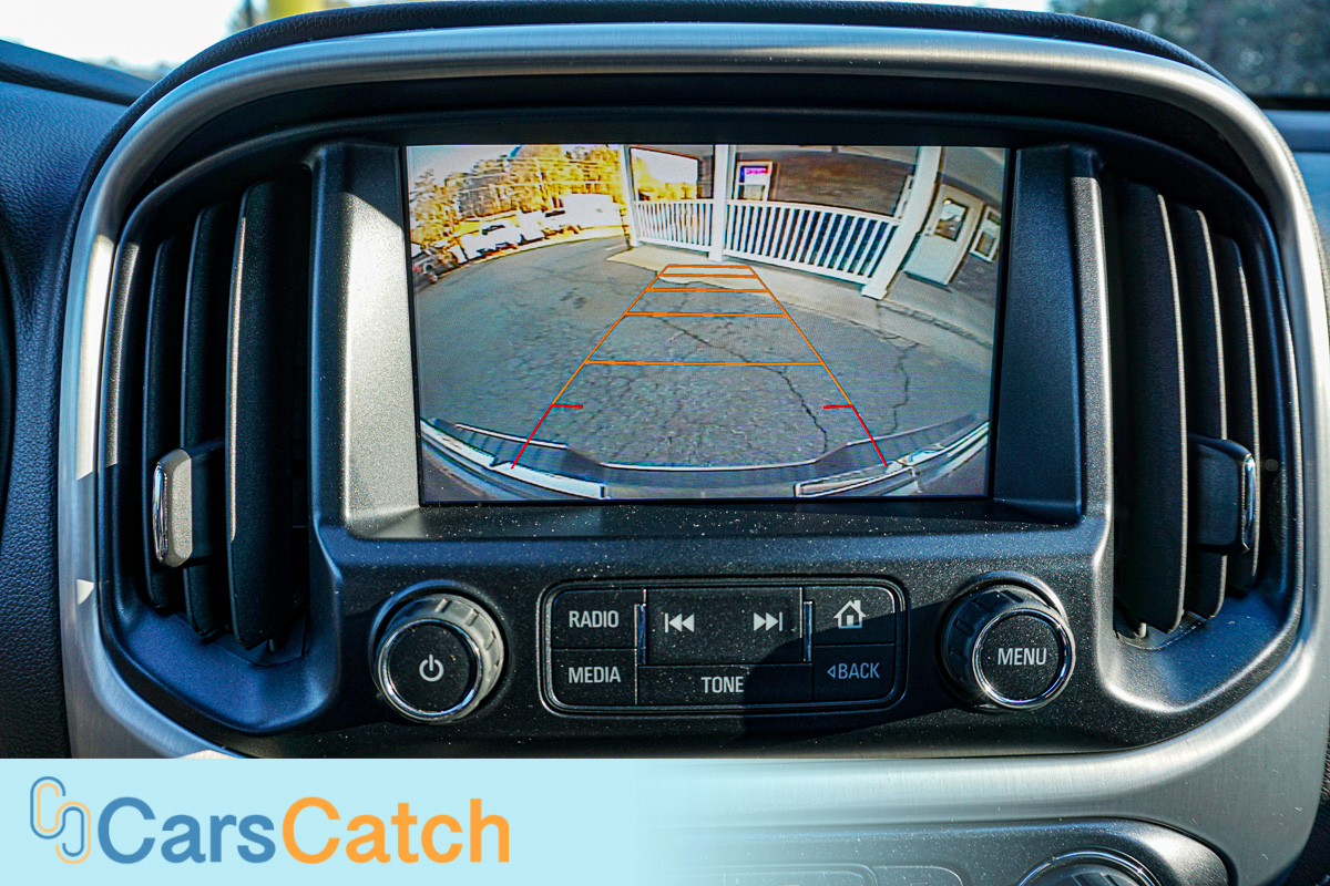 CARSCATCH - Used vehicle - Truck GMC CANYON 2017