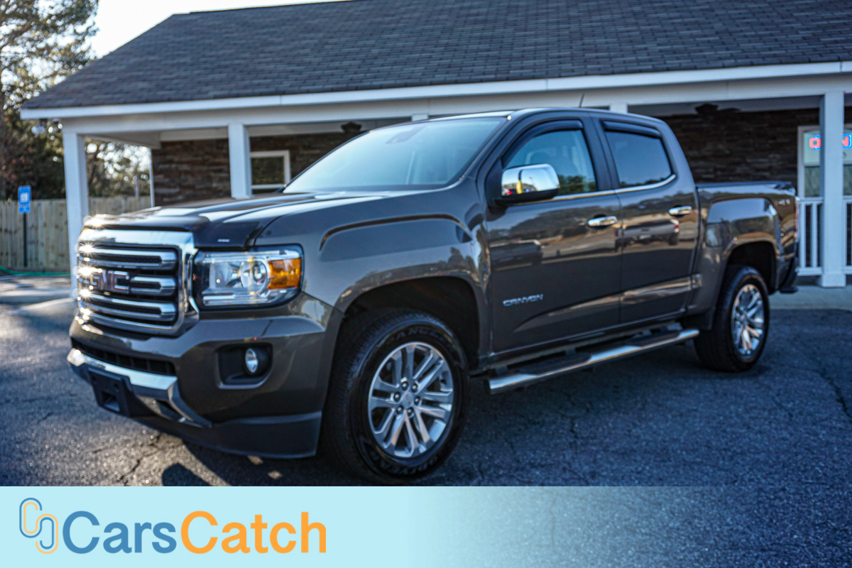 CARSCATCH - Used vehicle - Truck GMC CANYON 2017