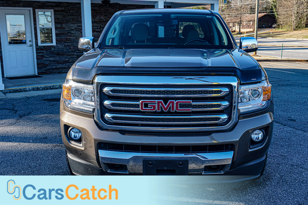 CARSCATCH - Used vehicle - Truck GMC CANYON 2017