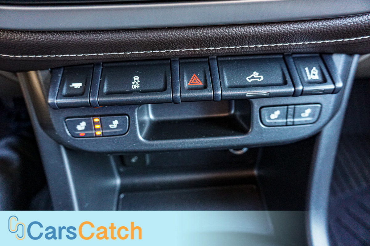 CARSCATCH - Used vehicle - Truck GMC CANYON 2017