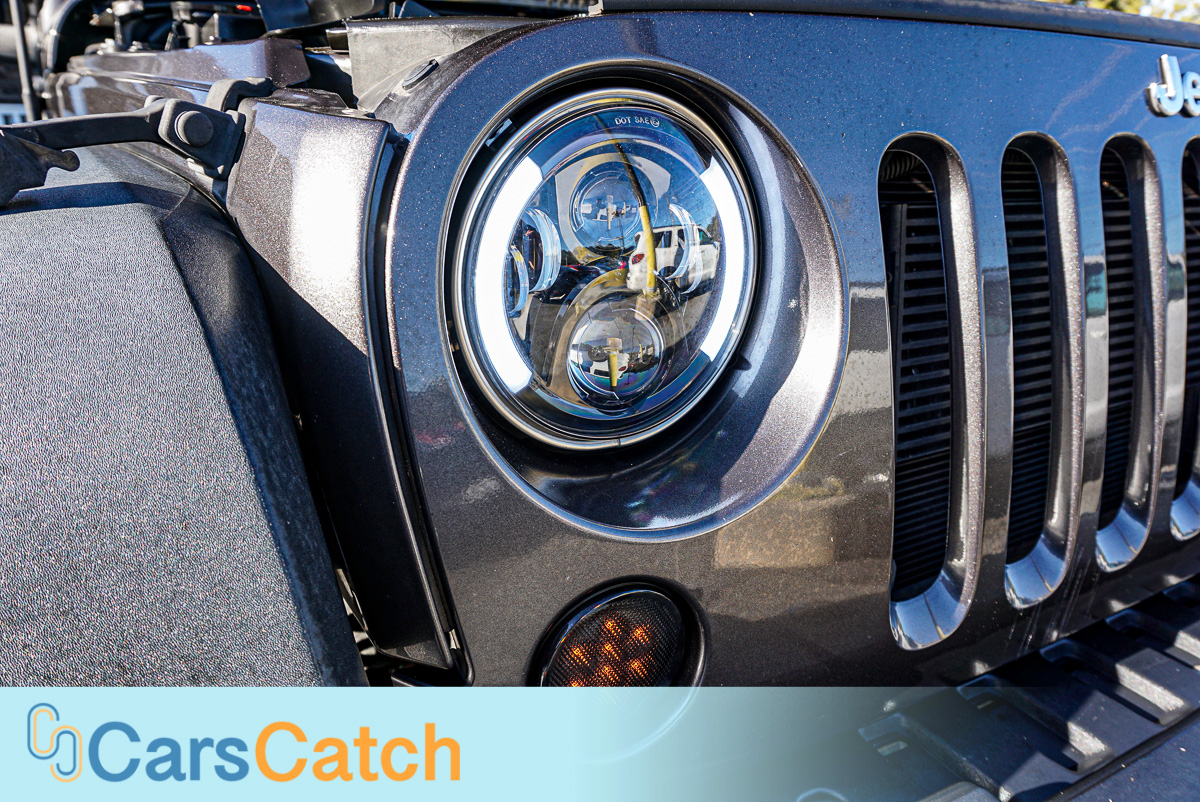 CARSCATCH - Used vehicle - SUV JEEP WRANGLER 2014