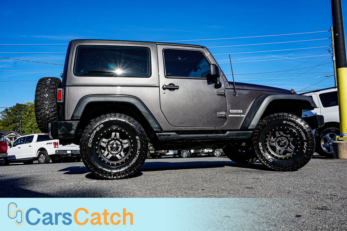 CARSCATCH - Used vehicle - SUV JEEP WRANGLER 2014
