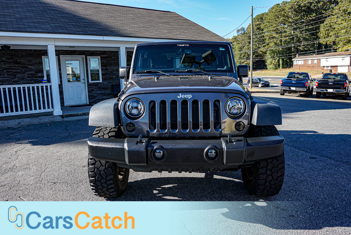 CARSCATCH - Used vehicle - SUV JEEP WRANGLER 2014