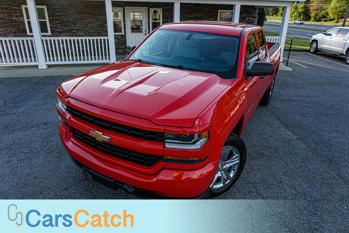 CARSCATCH - Used vehicle - Truck CHEVROLET SILVERADO 1500 2017