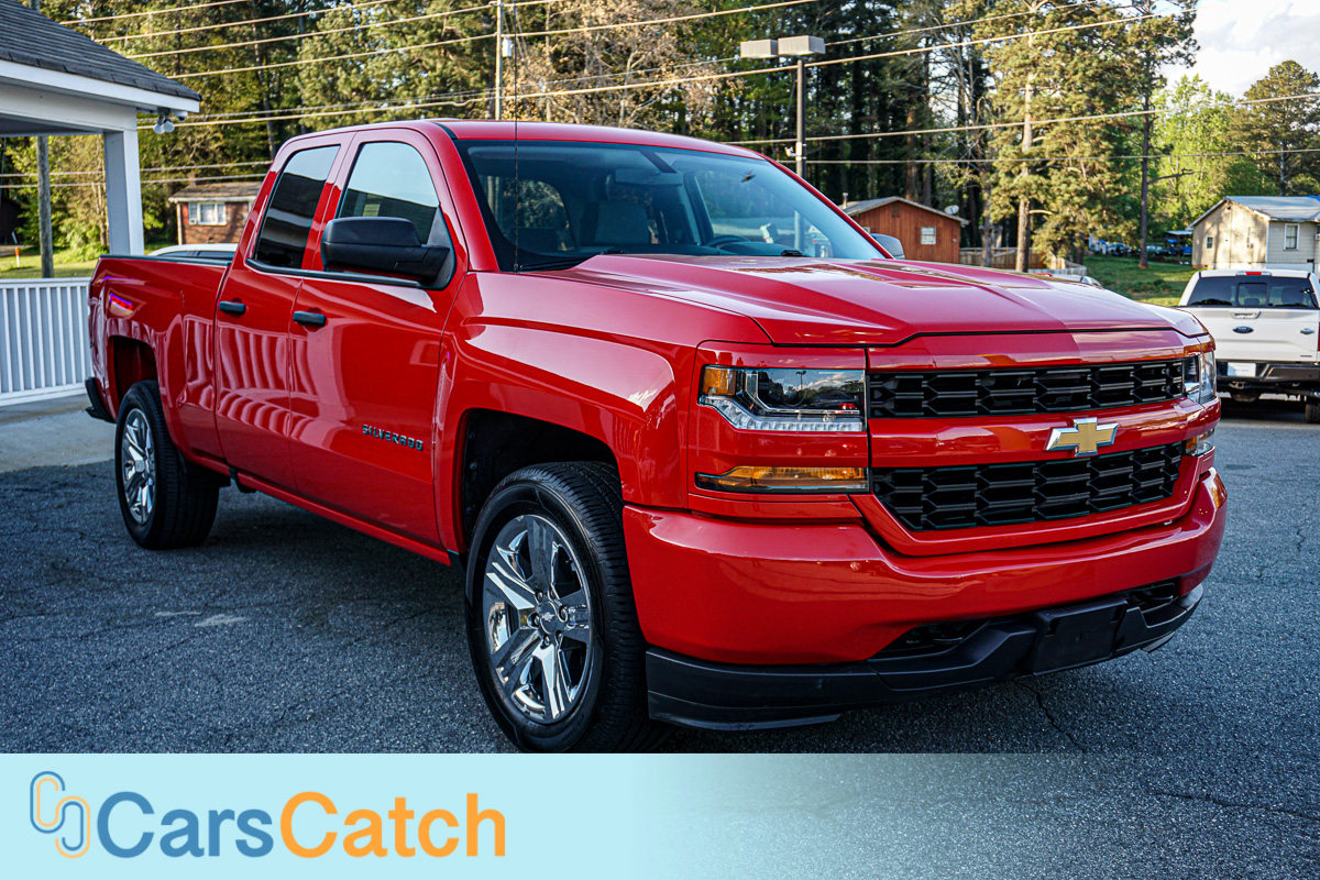 CARSCATCH - Used vehicle - Truck CHEVROLET SILVERADO 1500 2017