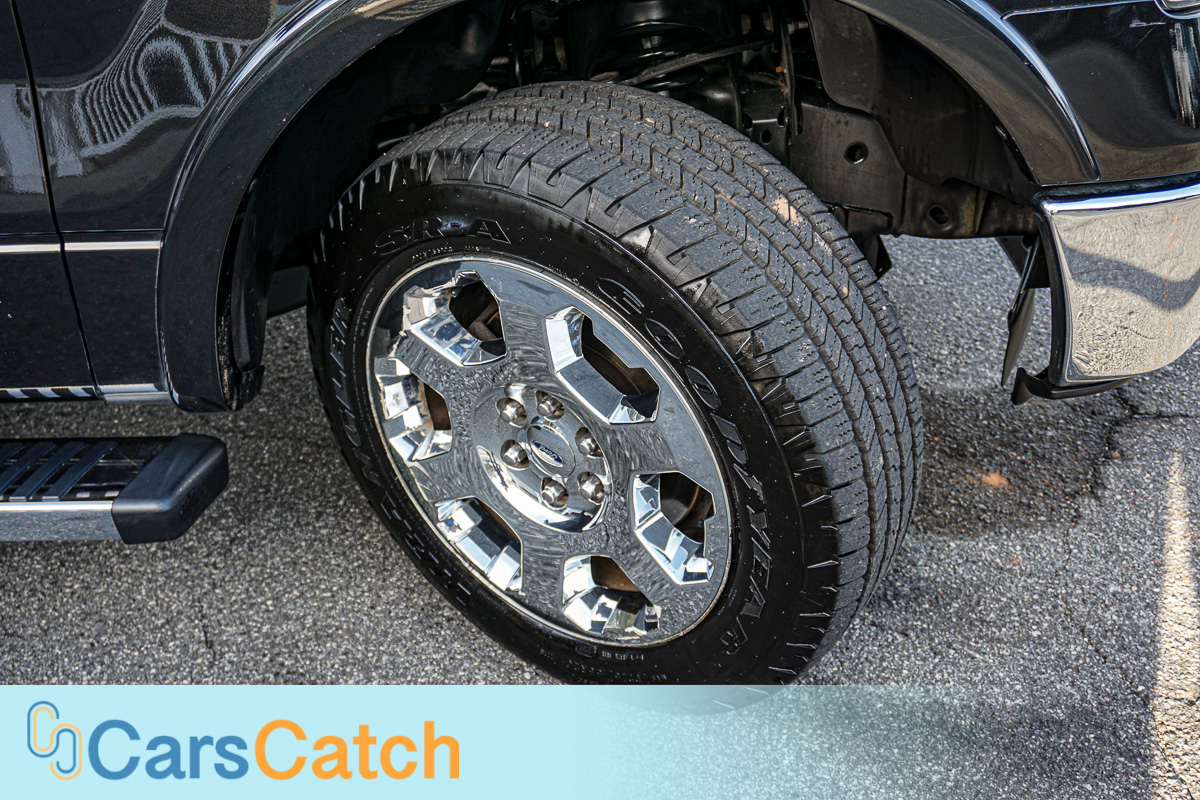 CARSCATCH - Used vehicle - Truck FORD F-150 2012