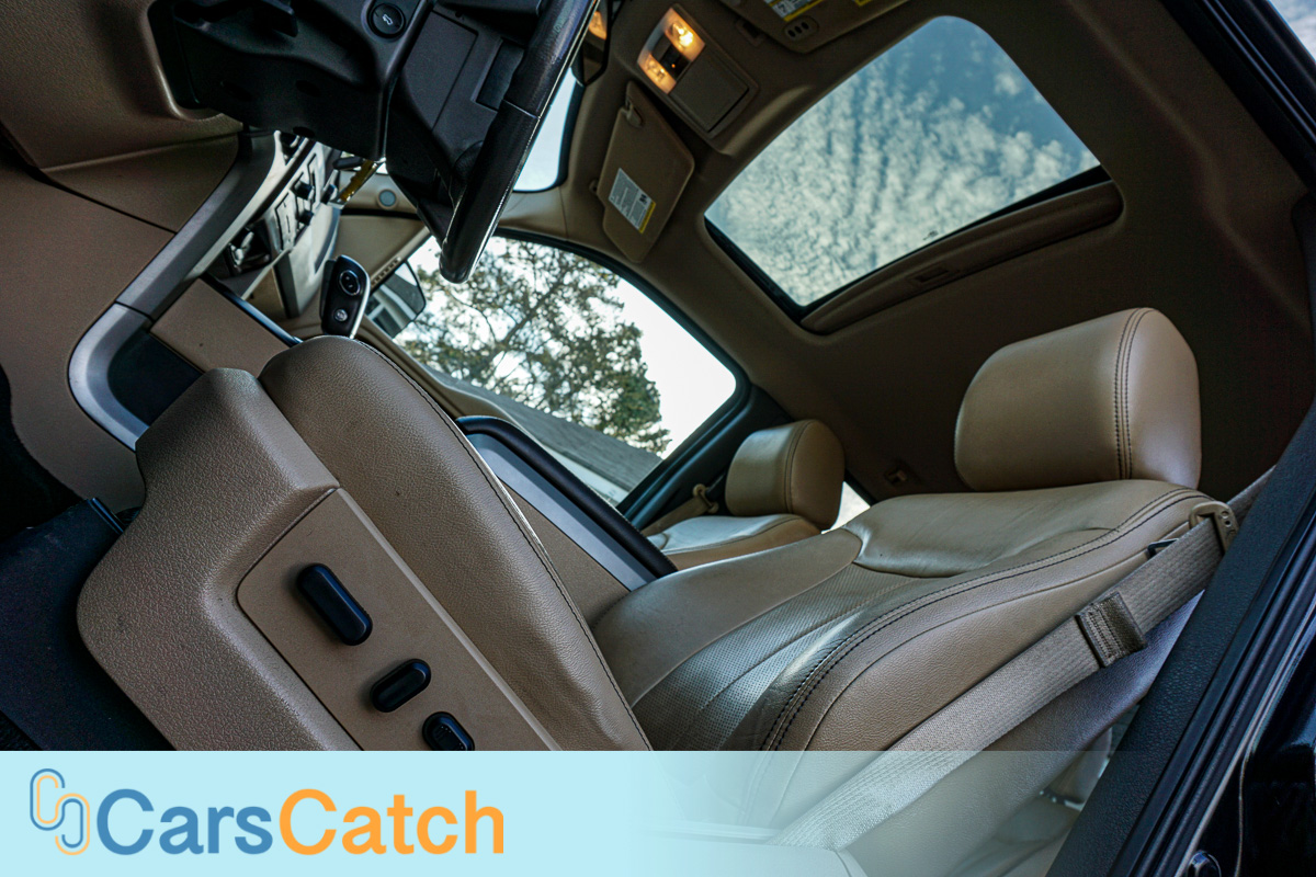 CARSCATCH - Used vehicle - Truck FORD F-150 2012