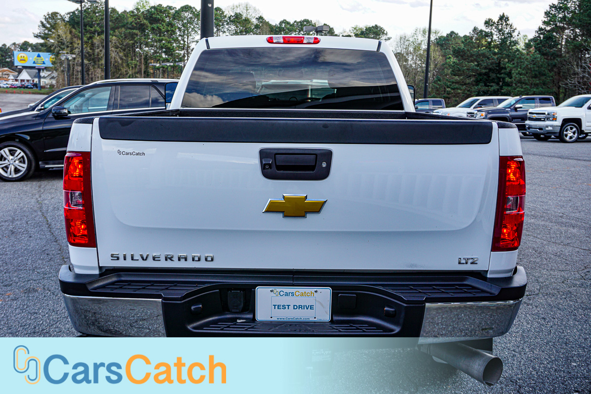 CARSCATCH - Used vehicle - Truck CHEVROLET SILVERADO 2500HD 2014