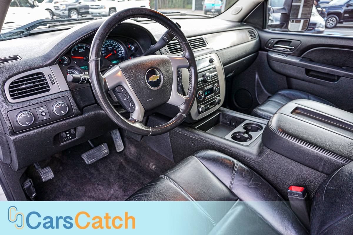 CARSCATCH - Used vehicle - Truck CHEVROLET SILVERADO 2500HD 2014