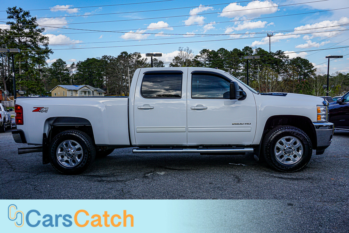 CARSCATCH - Used vehicle - Truck CHEVROLET SILVERADO 2500HD 2014