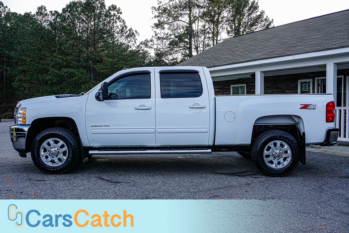 CARSCATCH - Used vehicle - Truck CHEVROLET SILVERADO 2500HD 2014