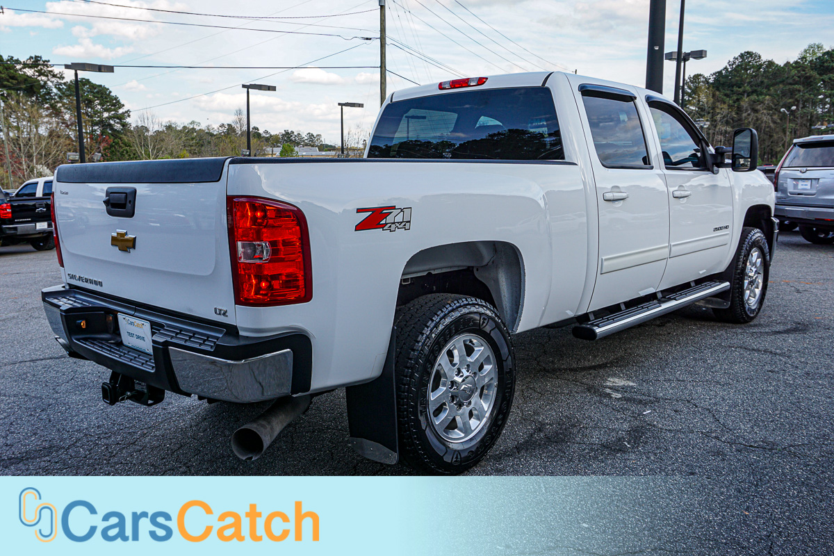 CARSCATCH - Used vehicle - Truck CHEVROLET SILVERADO 2500HD 2014